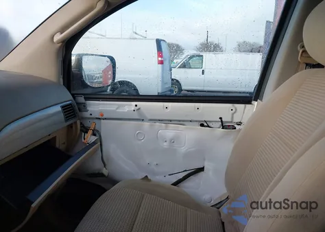 2011 Nissan Armada Sv z USA, uszkodzony, nr VIN 5N1AA0ND2BN614336